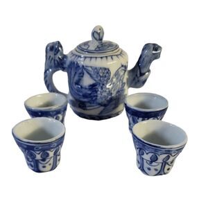 Miniture  Saki Set